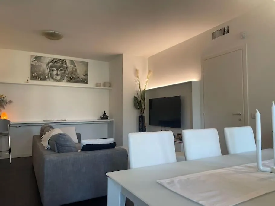 Apartmán Elegant Relax Suite Near Veron Center Fair Lake Garda Verona Itálie