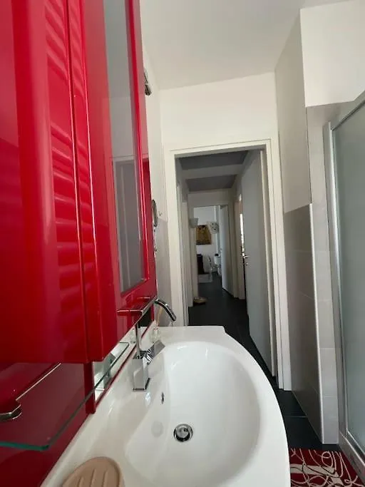 Apartmán Elegant Relax Suite Near Veron Center Fair Lake Garda Verona