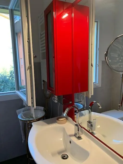 Elegant Relax Suite Near Veron Center Fair Lake Garda Verona Itálie