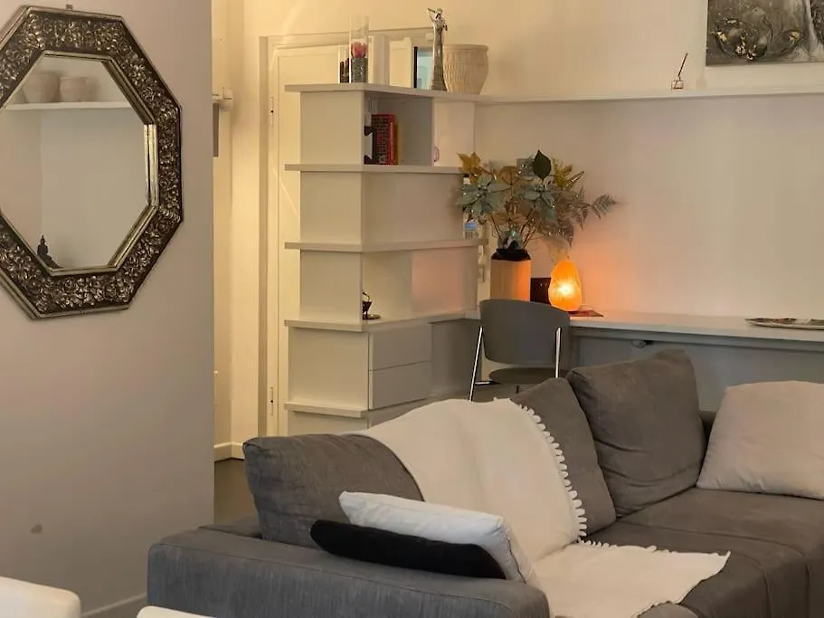 Elegant Relax Suite Near Veron Center Fair Lake Garda Βερόνα Διαμέρισμα